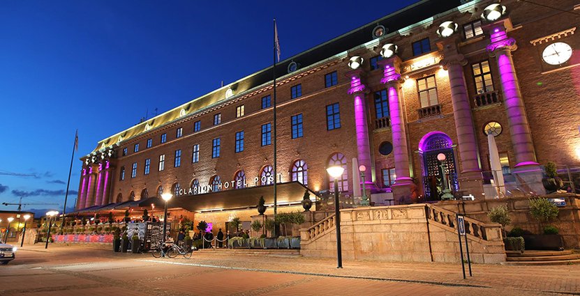 En oviss höst väntar hotellnäringen. Sara Lake på Clarion Hotel Post i Göteborg tror inte att de stora volymerna av internationella gäster kommer tillbaka förrän i mitten av nästa år. 
