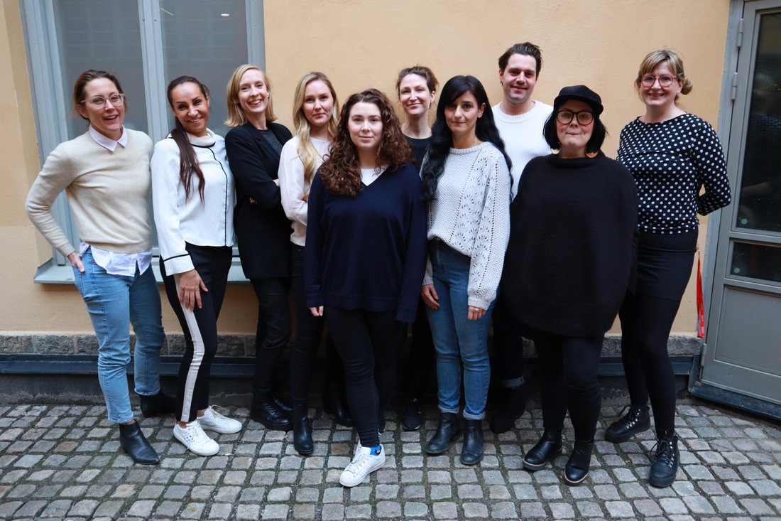 Här är gänget bakom Bokiño, Johanna Stenius syns längst till höger. 