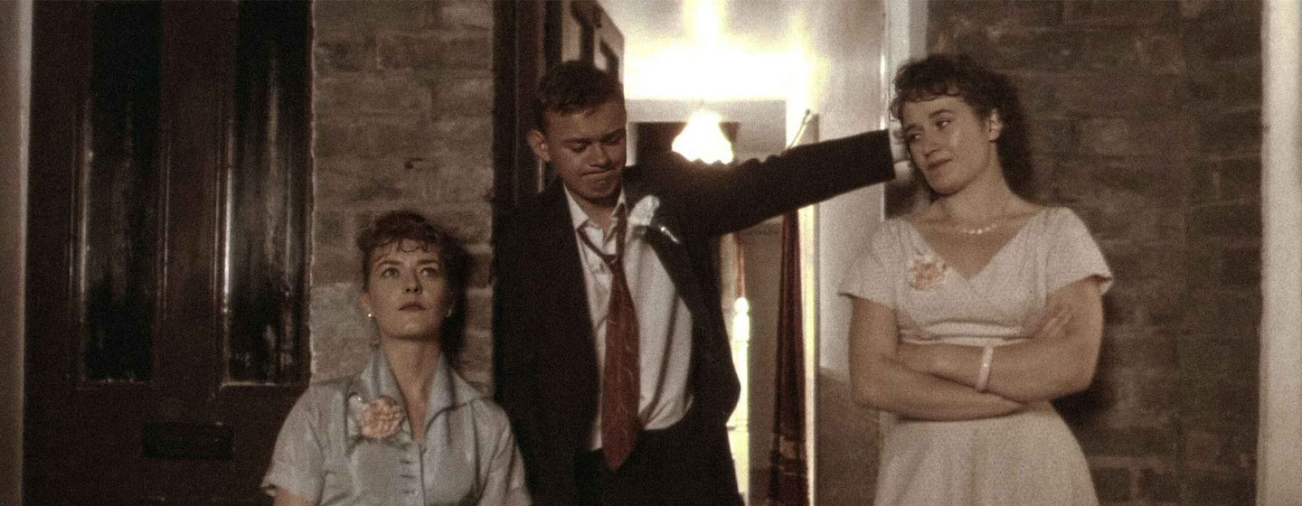 Distant Voices, Still Lives