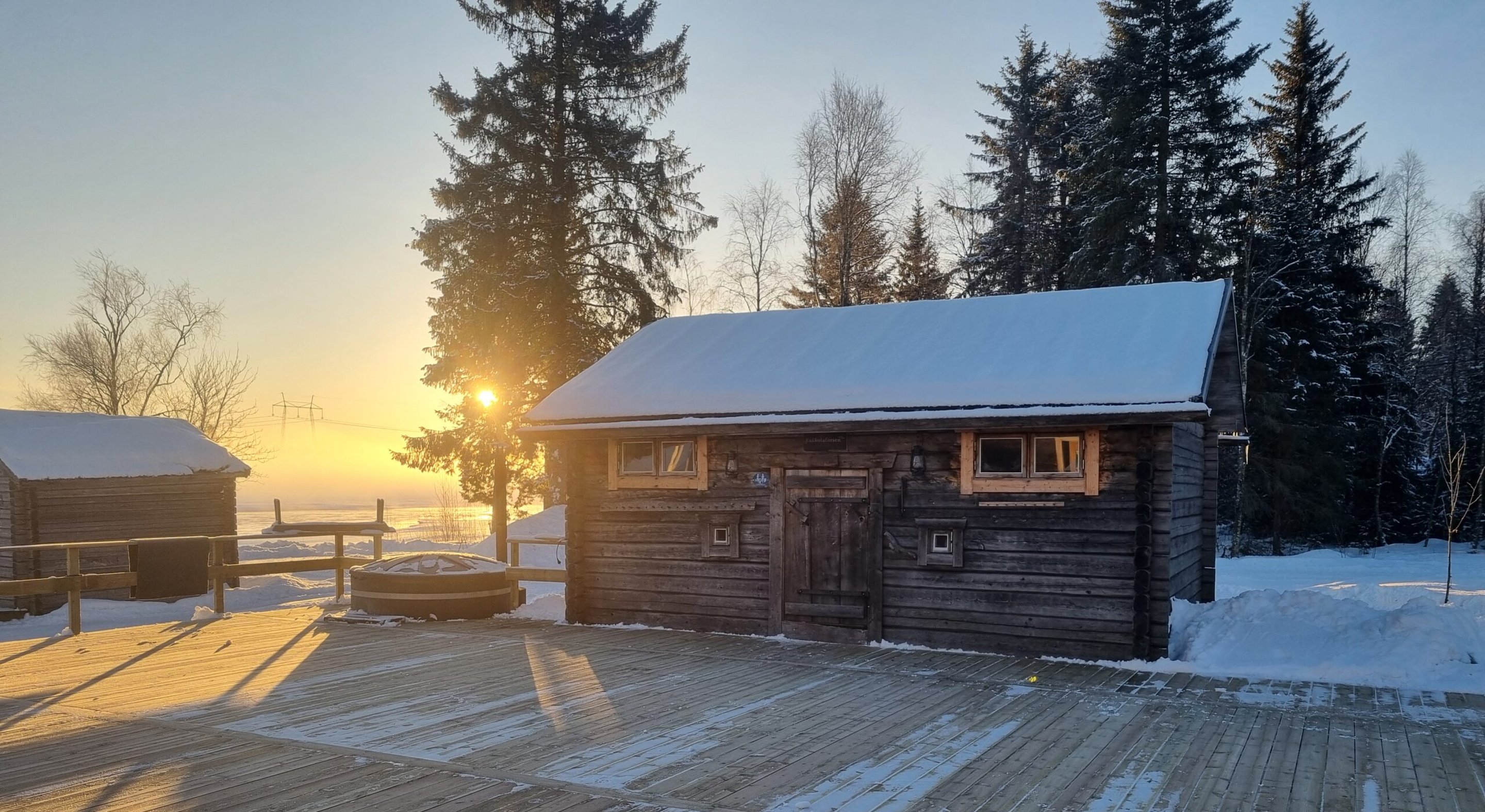 Panoramabild med Sveriges största RÖKbastu